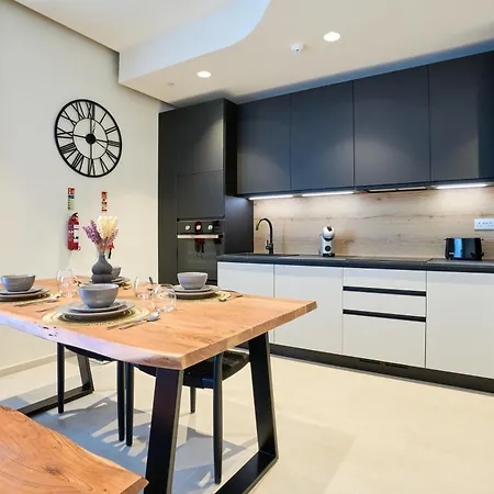 Panorama 20th Floor With Magnificent Views سانت جوليان